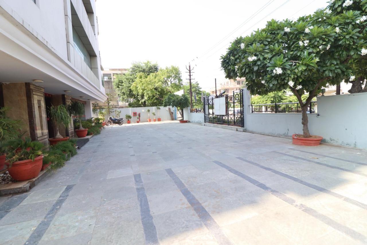 Crestmont Ashapurna Jaipur, Banipark Ξενοδοχείο Εξωτερικό φωτογραφία