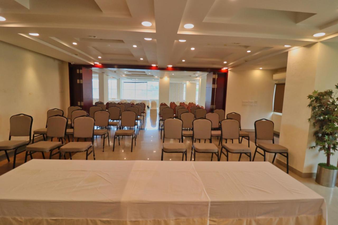 Crestmont Ashapurna Jaipur, Banipark Ξενοδοχείο Εξωτερικό φωτογραφία